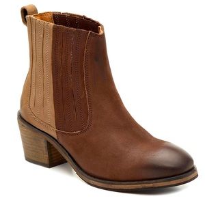 NEW! REBELS DREA - FALL Booties 60% off original $